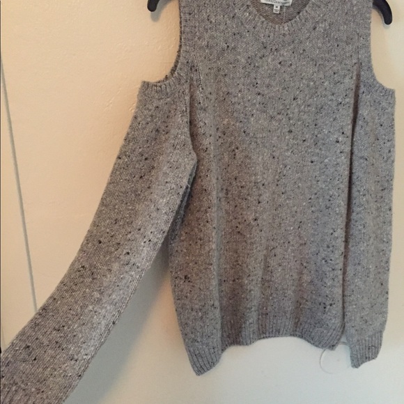 REBECCA MINKOFF Cold Shoulder Sweater size M - Picture 5 of 7